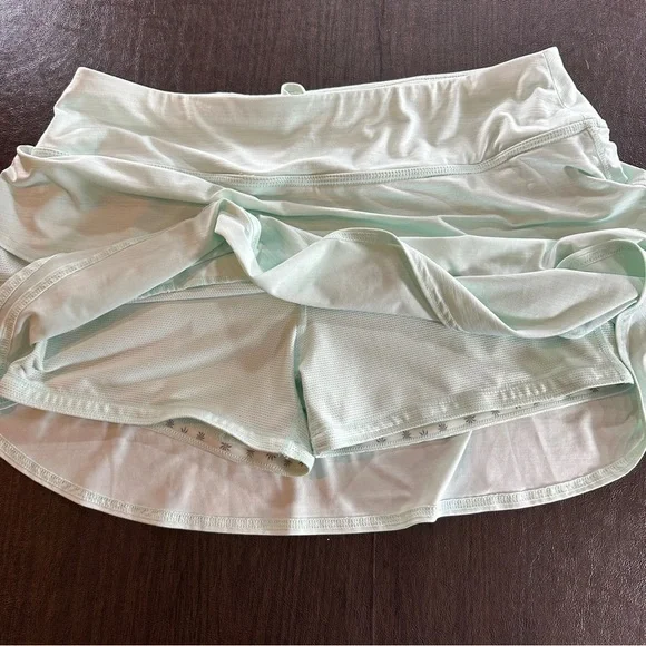 Athleta Light Aqua Blue Skort Tennis Sz L - Picture 10 of 10